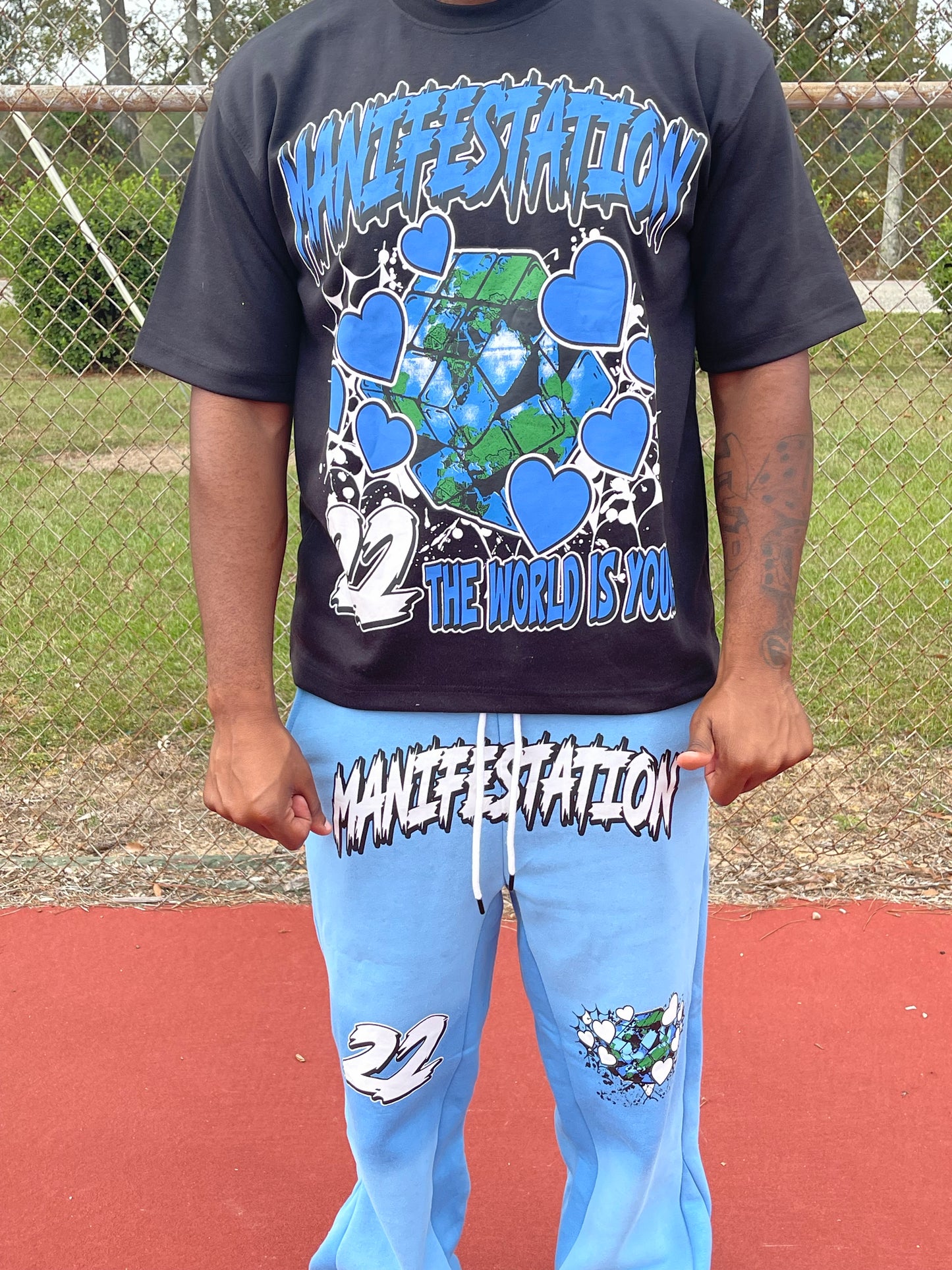 Manifestation Graphic flare bottom sweats (Blue)